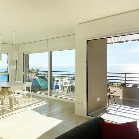 Magnificent At The Sea Front Of Apartment Tossa de Mar