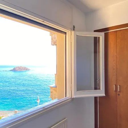 Magnificent At The Sea Front Of Apartment *