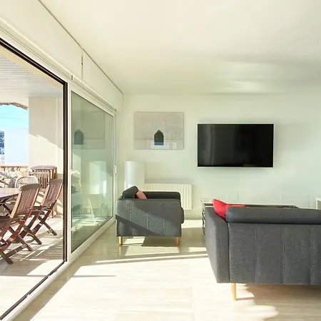 Apartment Magnificent At The Sea Front Of
